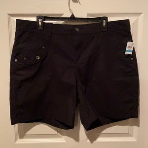 Style & Co NWT Black Lt weight Cotton Shorts- 16